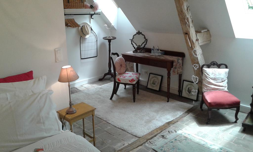 La Cle Des Jardins Bed and Breakfast Nouâtre Exteriör bild